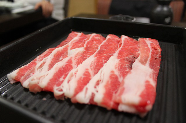 高级餐厅铁板煎牛肉(铁板烧牛肉面的做法)