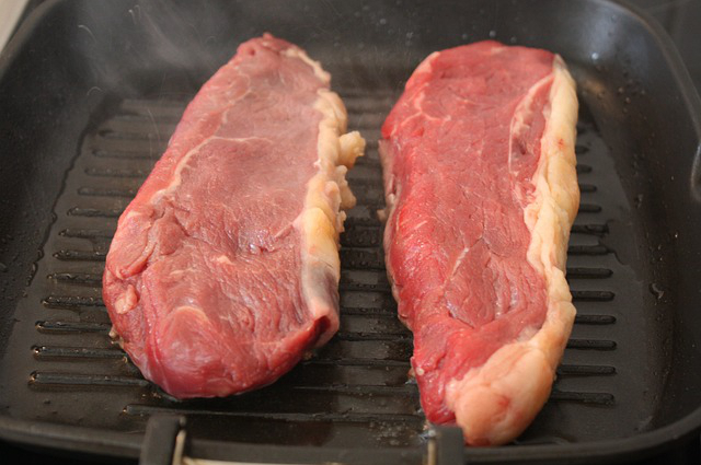 牛肉10斤火硝1钱6 做牛肉为什么加芒硝