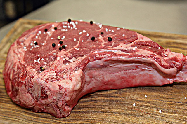 鲜牛肉怎么切片才薄厚不腻，鲜牛肉怎样切片